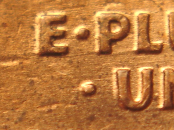 2004-P-Lincoln-Memorial-Cent-1-DR-010-/-2004-P-1-Der-027t